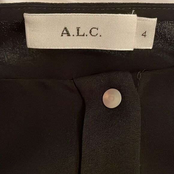 A.L.C. Black Silk Blouse Top Womens Size 4 Cut-Out Back Minimalist Dark Academia - Picture 2 of 12
